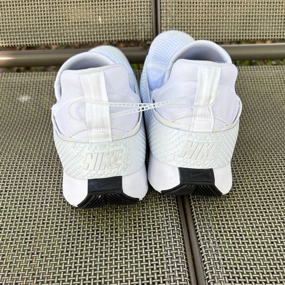 Nike go Flyease White and Black Slip-On Athletic Shoes - Picture 5 of 16